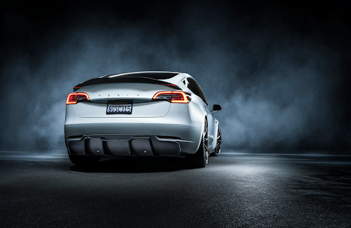 Tesla Model 3 Rear Diffuser: Materials and Performance Analysis