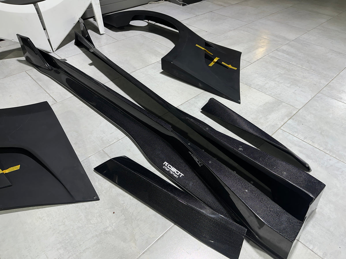 Nissan GTR Nismo T-Spec Black Edition Track Edition Premium Pure CBA DBA EBA 2008 2009 2010 2011 2012 2013 2014 2015 2016 2017 2018 2019 2020 2021 2022 2023 2024 (designed to be compatible with ROBOT CRAFTSMAN front bumper) with Aftermarket Parts - "Godzilla" Widebody Wheel Arches & Side Skirts Carbon Fiber / FRP from Robot Craftsman
