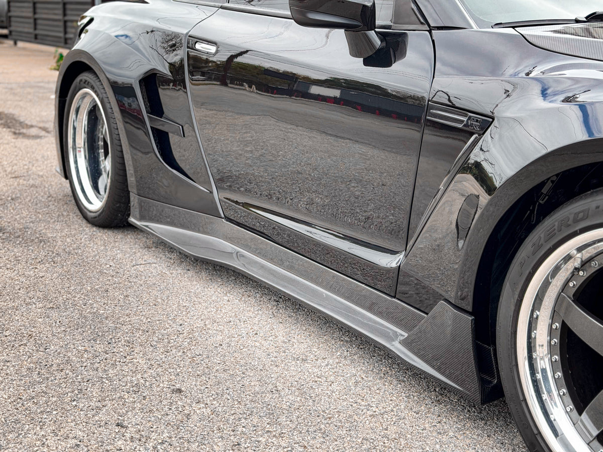 Robot Craftsman "GODZILLA" Widebody Wheel Arches & Side Skirts for Nissan GTR Nismo T-Spec Carbon Fiber/FRP