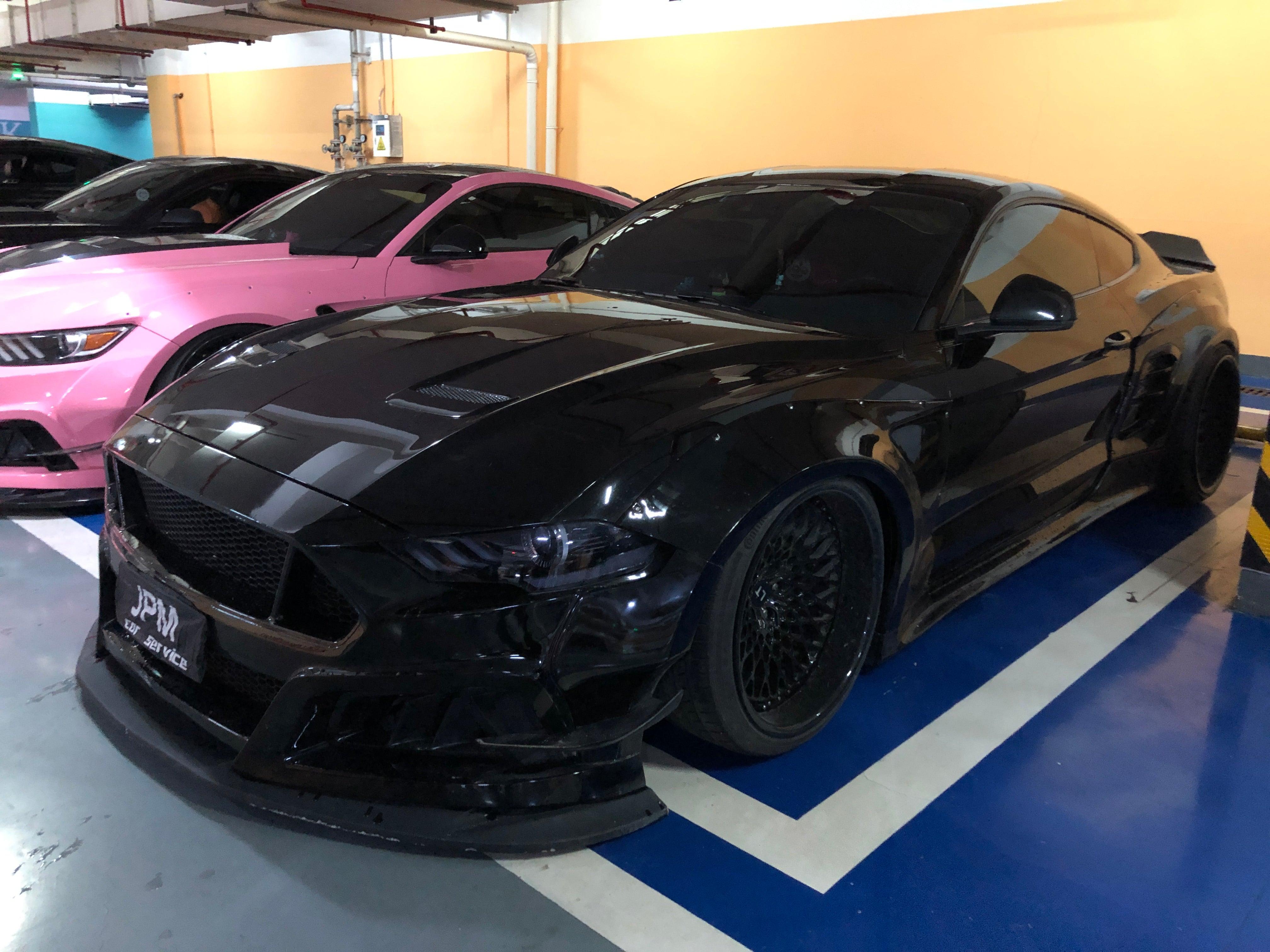 Ford Mustang Ecoboost V6 GT March1 Bullitt S550.2 2018 2019 2020 2021 2022 2023 with Aftermarket Parts - STORM Hood Bonnet Carbon Fiber / FRP from Robot Craftsman Ford Mustang Ecoboost V6 GT March1 Bullitt S550.2 2018 2019 2020 2021 2022 2023 with Aftermarket Parts - STORM Hood Bonnet Carbon Fiber / FRP from Robot Craftsman