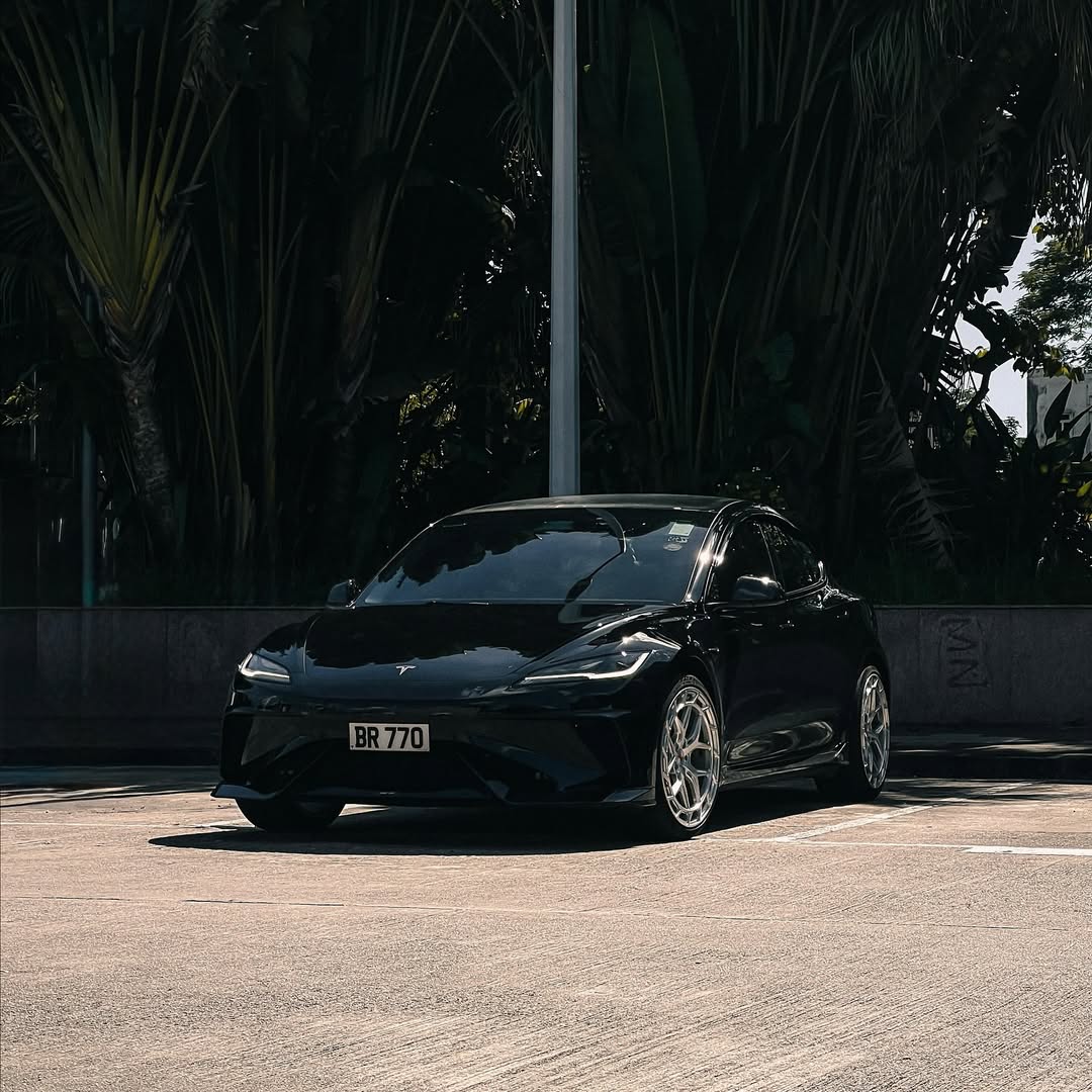 Tesla Model 3 Highland / Performance 2024-ON with Aftermarket Parts - Hacker Narrow Body Front Bumper & Lip Carbon Fiber / FRP from Robot Craftsman Tesla Model 3 Highland / Performance 2024-ON with Aftermarket Parts - Hacker Narrow Body Front Bumper & Lip Carbon Fiber / FRP from Robot Craftsman