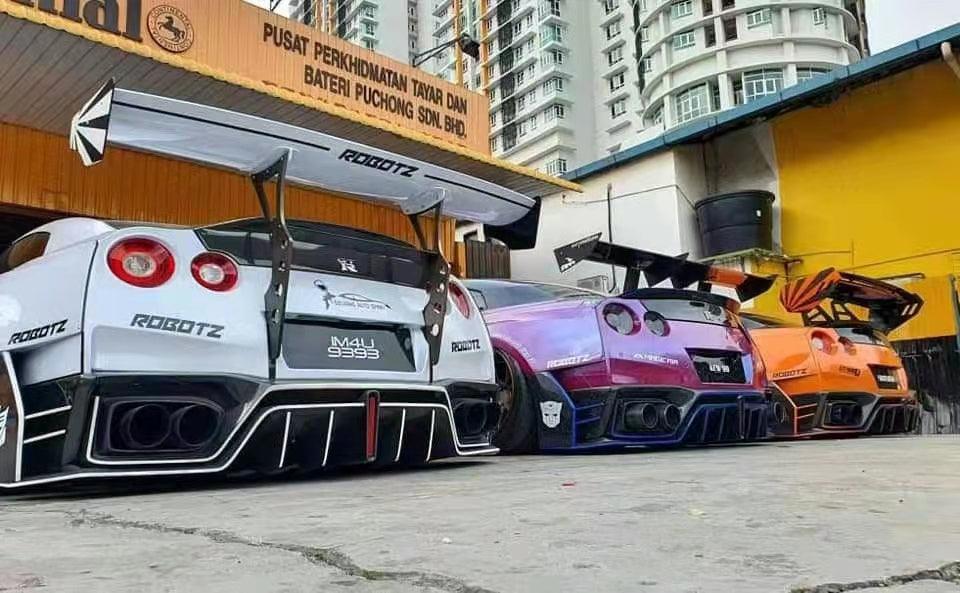 Nissan GTR Nismo T-Spec Black Edition Track Edition Premium Pure CBA DBA EBA 2008 2009 2010 2011 2012 2013 2014 2015 2016 2017 2018 2019 2020 2021 2022 2023 2024 with Aftermarket Parts - "Godzilla" Swan Neck Thor GT Wing Carbon Fiber / FRP from Robot Craftsman