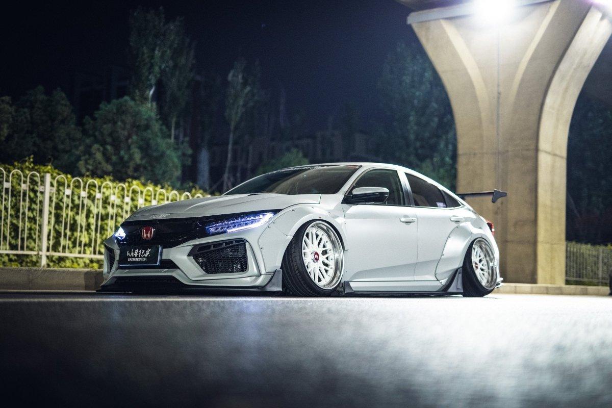 ROBOT CRAFTSMAN Carbon Fiber Widebody Kit For Honda Civic 10th Gen - Performance SpeedShop ROBOT CRAFTSMAN Carbon Fiber Widebody Kit For Honda Civic 10th Gen - Performance SpeedShop
