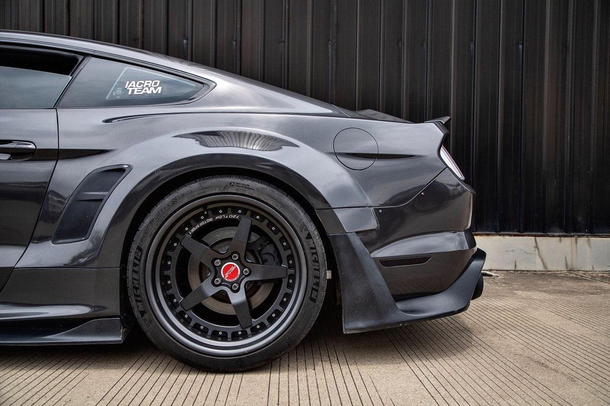 Ford Mustang Ecoboost V6 GT March1 Bullitt S550.1 S550.2 2015-2023 (note: dual exhaust tips) with Aftermarket Parts - CAVALIER Rear Diffuser Carbon Fiber/FRP from Robot Craftsman