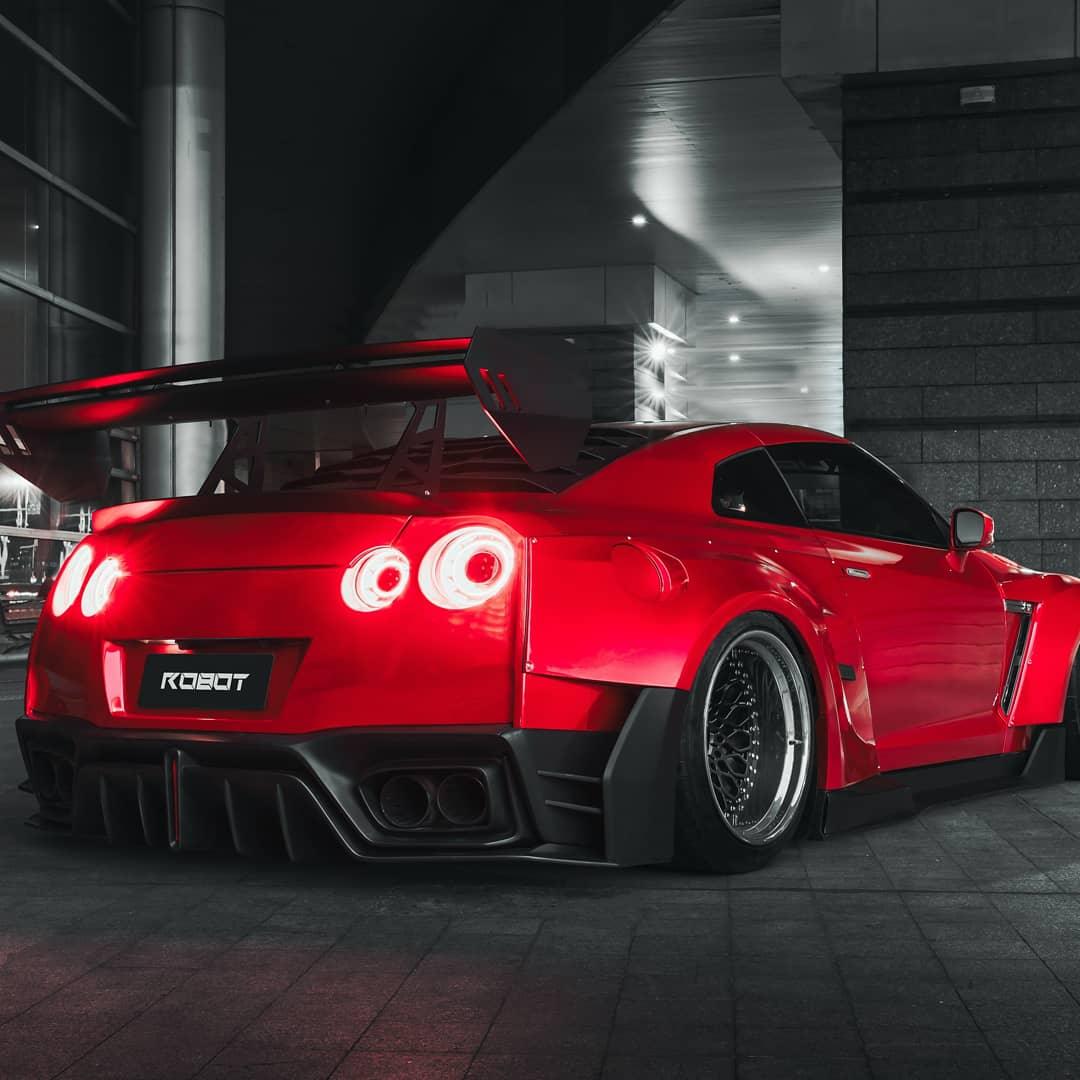 Nissan GTR Nismo T-Spec Black Edition Track Edition Premium Pure 2008 2009 2010 2011 2012 2013 2014 2015 2016 2017 2018 2019 2020 2021 2022 2023 2024 with Aftermarket Parts - "Godzilla" Rear Ducktail Spoiler Carbon Fiber / FRP from Robot Craftsman