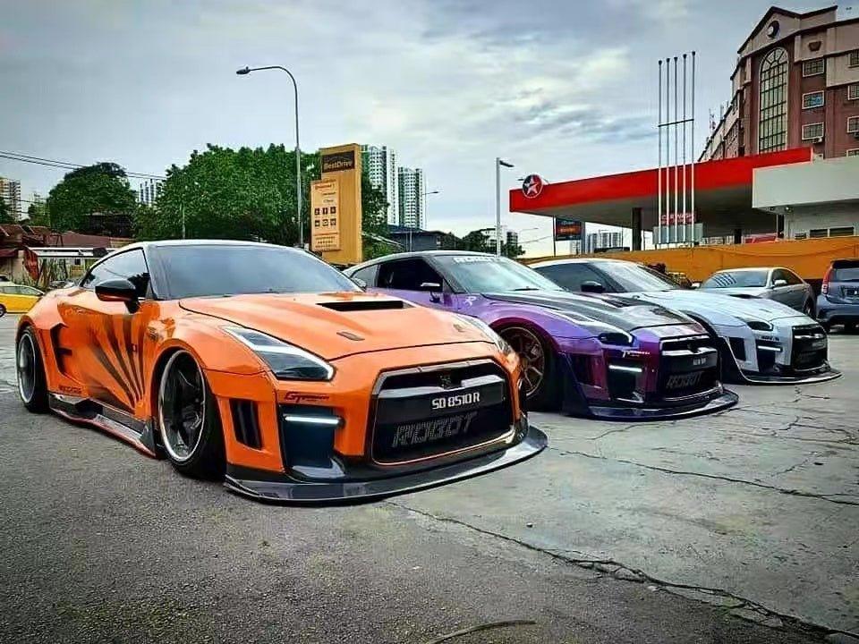 Nissan GTR Nismo Black Edition Track Edition Premium Base CBA DBA 2008 2009 2010 2011 2012 2013 2014 2015 2016 (for installation on 2017 2018 2019 2020 2021 2022 2023 2024 vehicles, 2008 2009 2010 2011 2012 2013 2014 2015 2016 hood is recommended) with Aftermarket Parts - "Godzilla" Widebody Front Bumper & Front Lip Carbon Fiber / FRP from Robot Craftsman