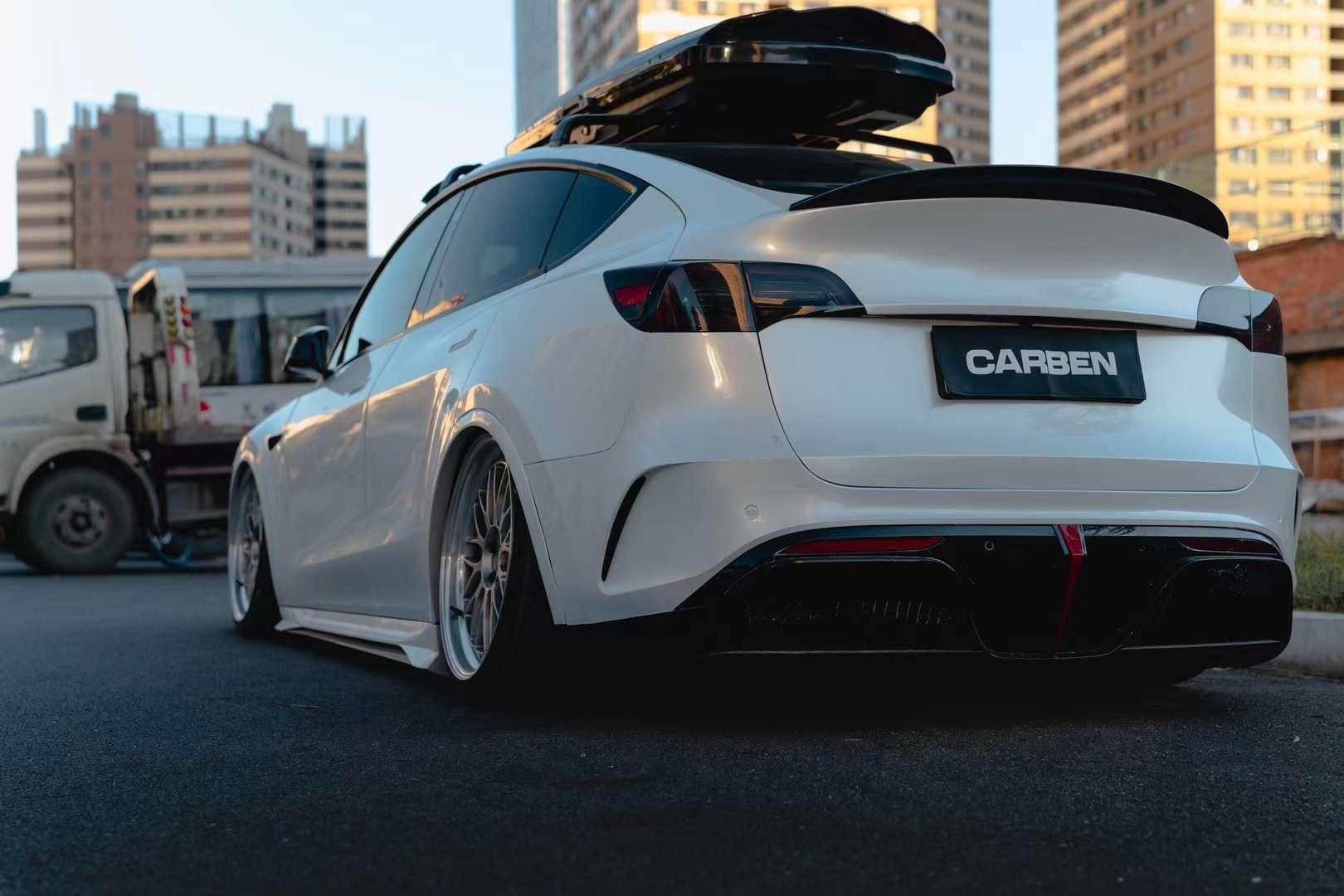 ROBOT CRAFTSMAN "STARSHIP" Full Body Kit For Tesla Model Y / Performance