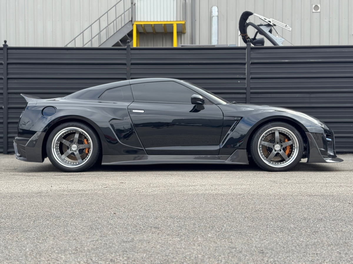 Robot Craftsman "GODZILLA" Widebody Full Body Kit For Nissan GTR R35 2008-ON