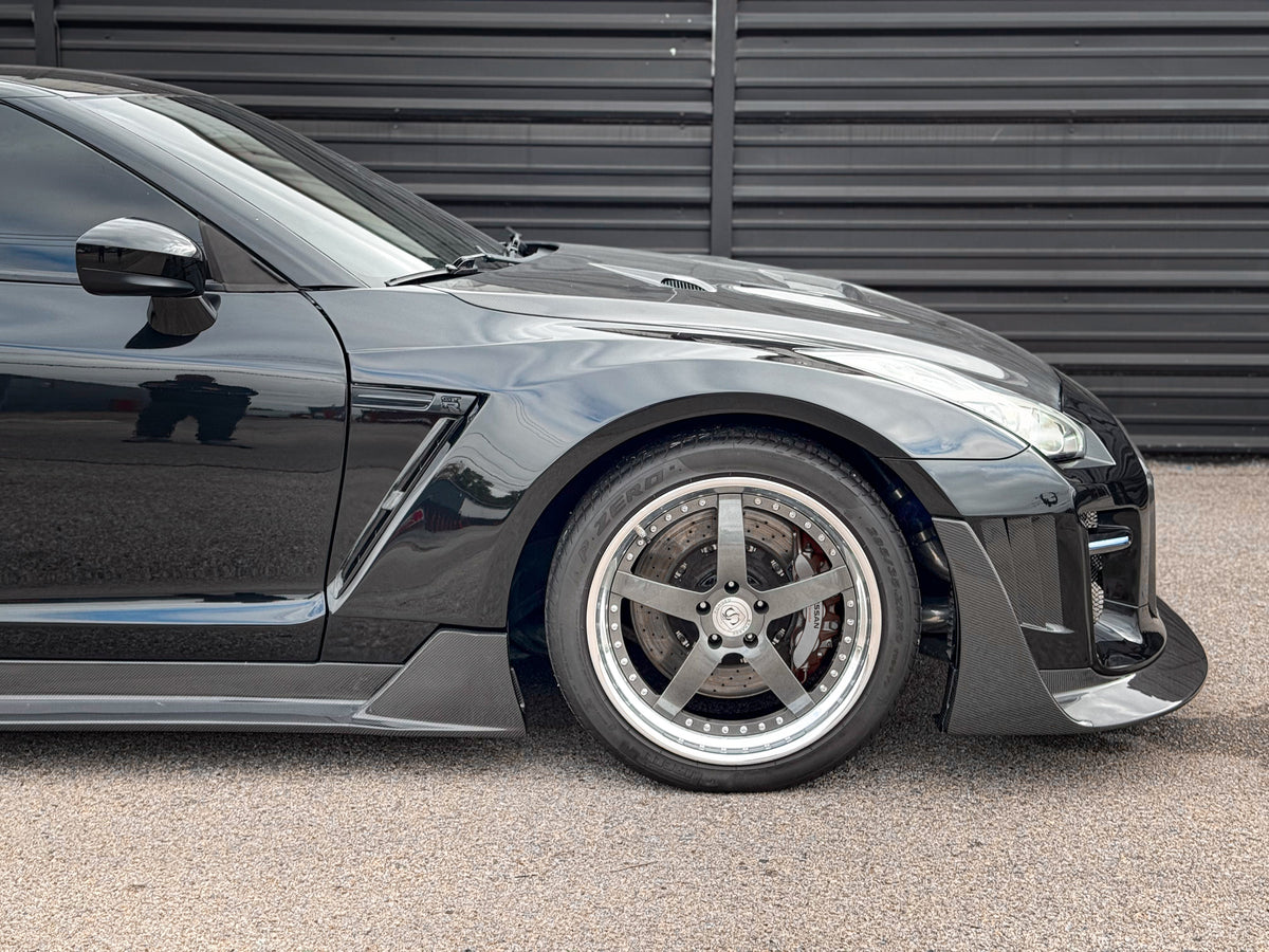 Robot Craftsman "GODZILLA" Widebody Wheel Arches & Side Skirts for Nissan GTR Nismo T-Spec Carbon Fiber/FRP