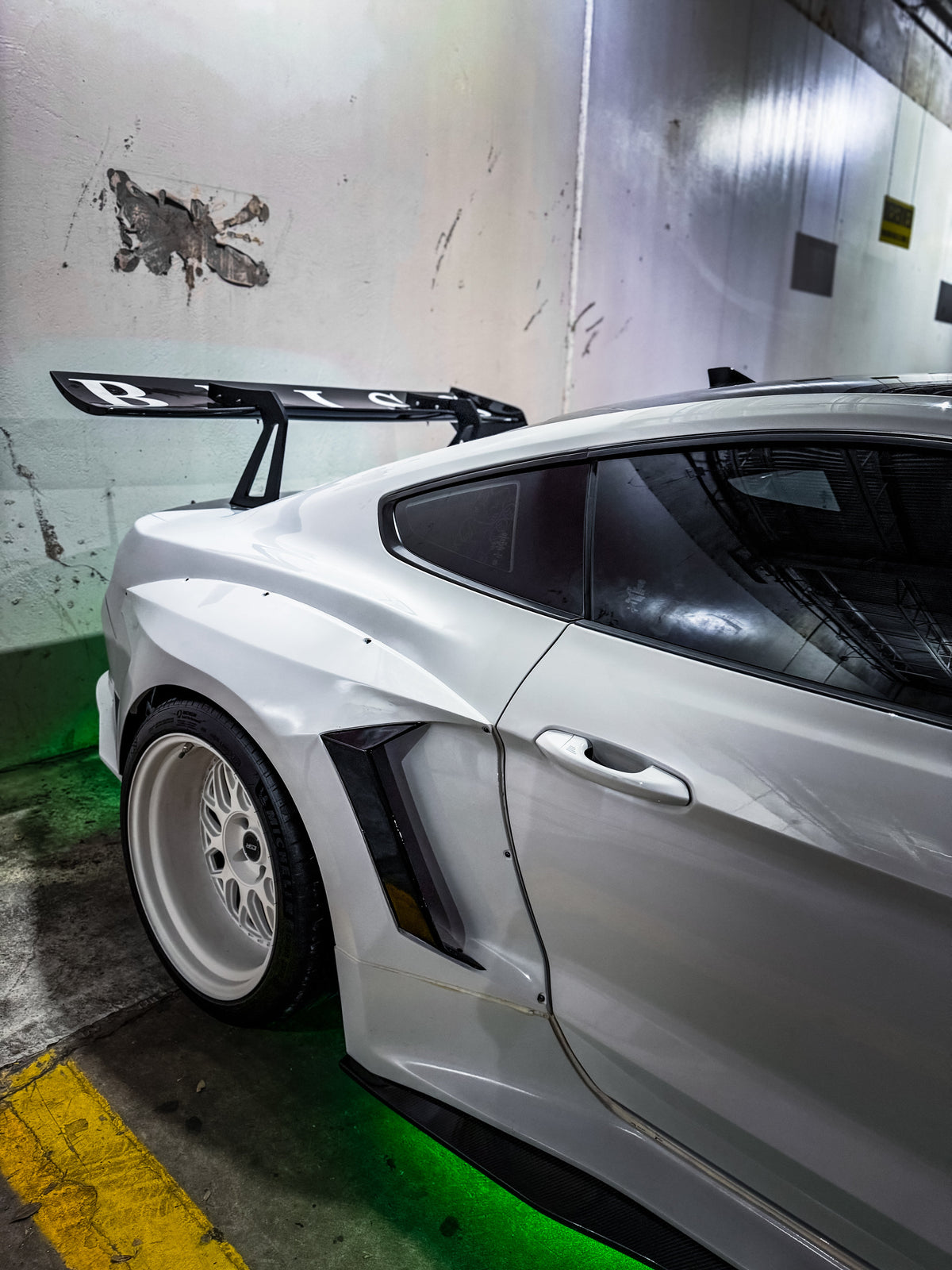 Robot Craftsman "DAWN" & "DUSK" Widebody Fender Flares Wheel Arches & Side Skirts for Ford Mustang Ecoboost V6 GT Mach1 Bullitt S550.2 2018-2023 Carbon Fiber / FRP