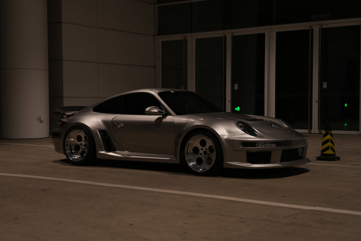 ROBOT CRAFTSMAN "TIGANISM GUSTAV" Widebody Front Bumper and Lip for Porsche 997.1 997.2 911 Carrera Base/S/4S/Targa/GTS/GT3/Turbo Carbon Fiber / FRP