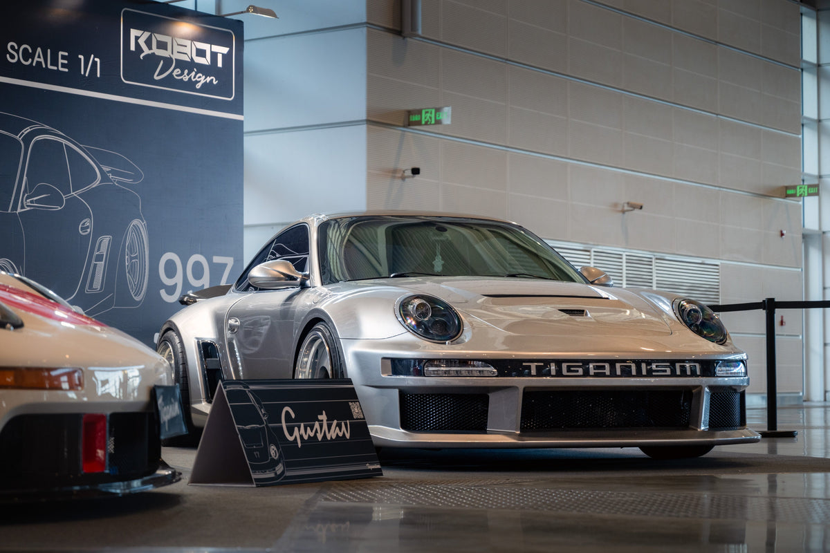 ROBOT CRAFTSMAN "TIGANISM GUSTAV" Widebody Front Fender Flares Wheel Arches for Porsche 997.1 997.2 911 Carrera Base/S/4S/Targa/GTS/GT3/Turbo Carbon Fiber / FRP