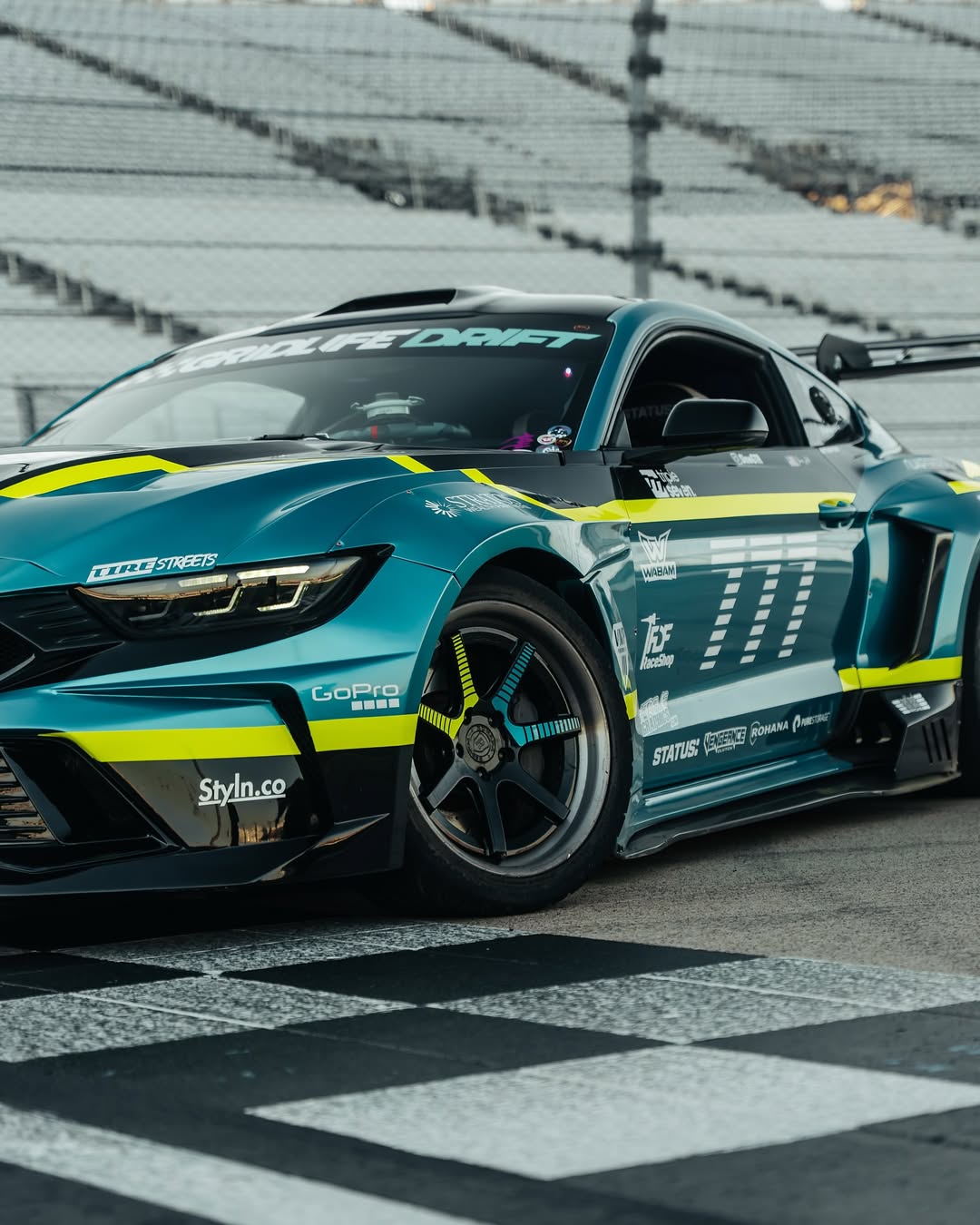 ord Mustang Ecoboost V6 GT S550.1 2015 2016 2017 & Mustang Ecoboost V6 GT March1 Bullitt S550.2 2018 2019 2020 2021 2022 2023 with Aftermarket Parts - " DAWN & DUSK " Widebody Fender Flares Wheel Arches & Side Skirts Carbon Fiber / FRP from Robot Craftsman