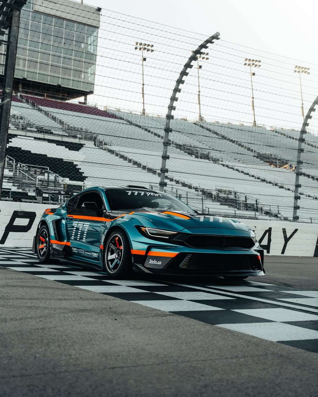 ord Mustang Ecoboost V6 GT S550.1 2015 2016 2017 & Mustang Ecoboost V6 GT March1 Bullitt S550.2 2018 2019 2020 2021 2022 2023 with Aftermarket Parts - " DAWN & DUSK " Widebody Fender Flares Wheel Arches & Side Skirts Carbon Fiber / FRP from Robot Craftsman