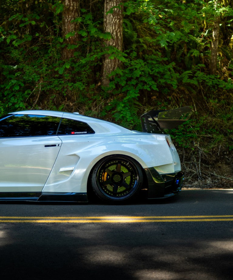 Robot Craftsman "Godzilla" Widebody Full Body Kit For Nissan GTR R35 2008-ON - Performance SpeedShop