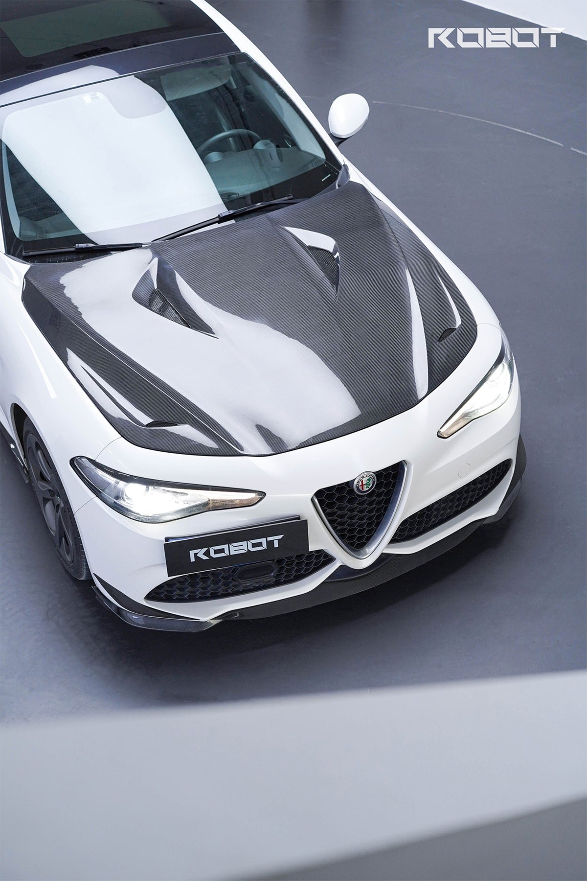 Alfa Romeo Giulia Quadrifoglio Sport Veloce Ti Sprint RWD AWD Lusso Base 2017-ON with Robot Craftsman's Aftermarket Parts - Standard Package "HIDROGAI" Carbon Fiber / FRP