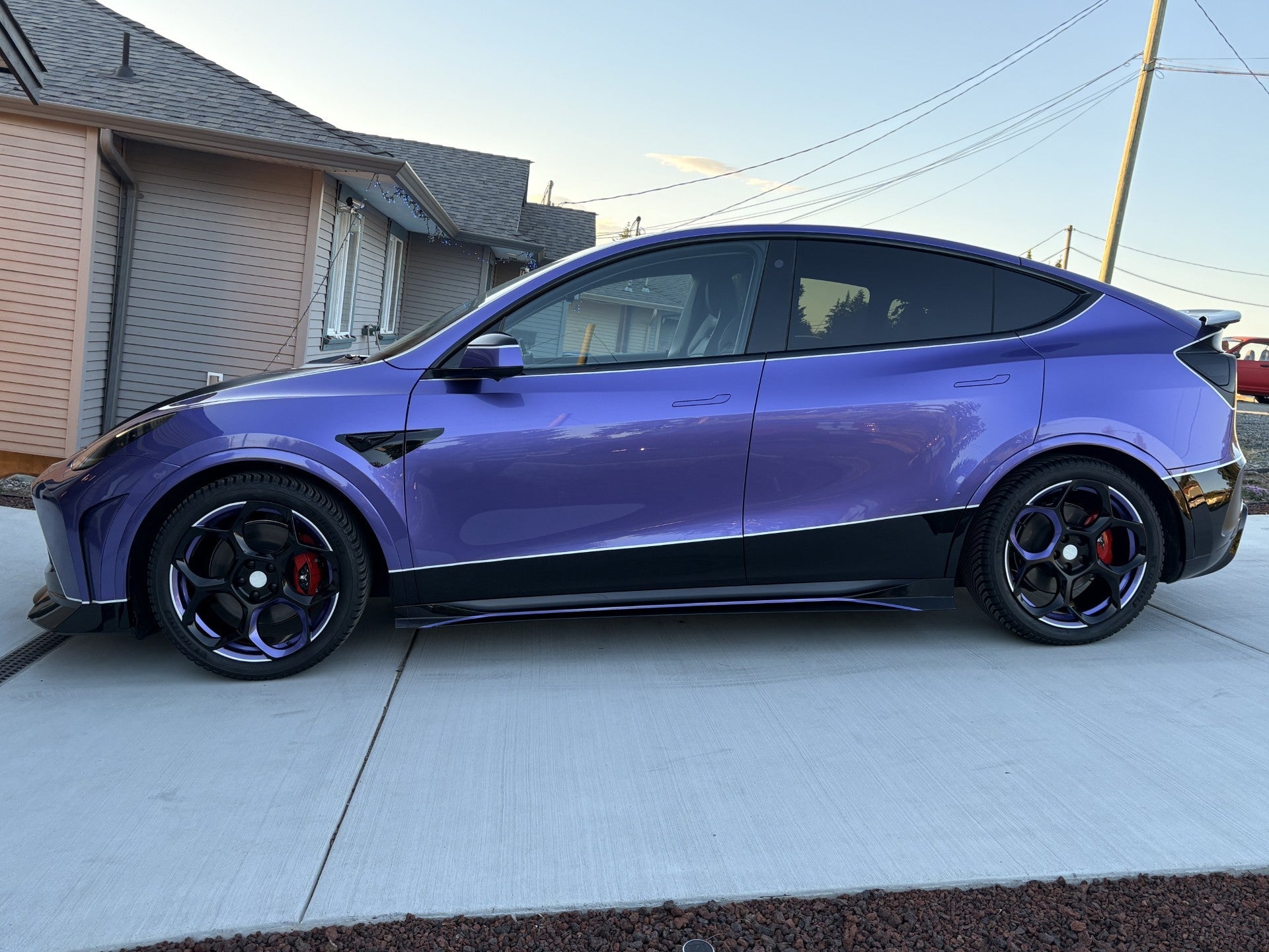 Tesla Model Y Performance AWD Long Range RWD Standard 2020 2021 2022 2023 2024 with Aftermarket Parts - "STARSHIP" Side Skirts PP from Robot Craftsman
