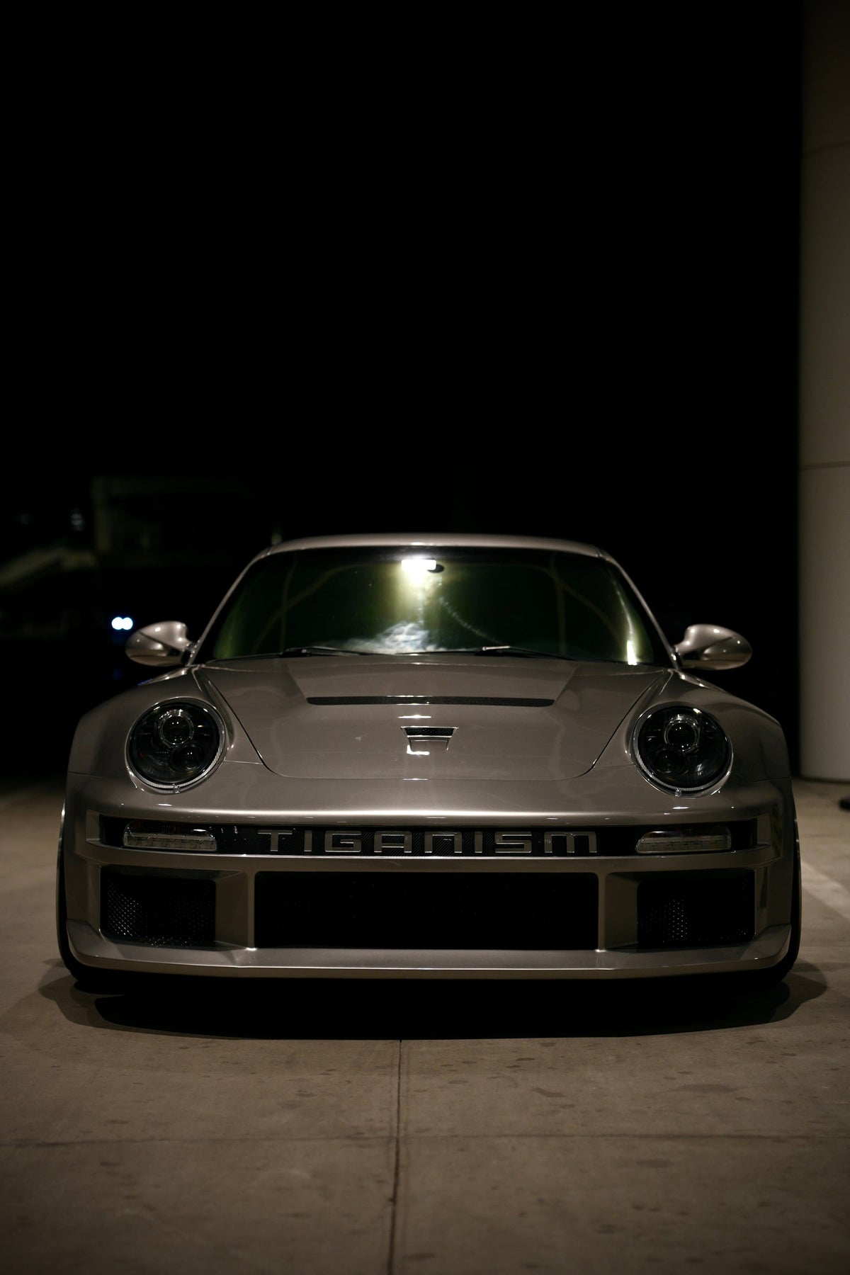 Porsche 911 997.1 997.2 Carrera Base S 2009–2012 (997.1 requires 997.2 taillights) with Robot Craftsman's Aftermarket Parts - Package A "TIGANISM GUSTAV" Carbon Fiber / FRP