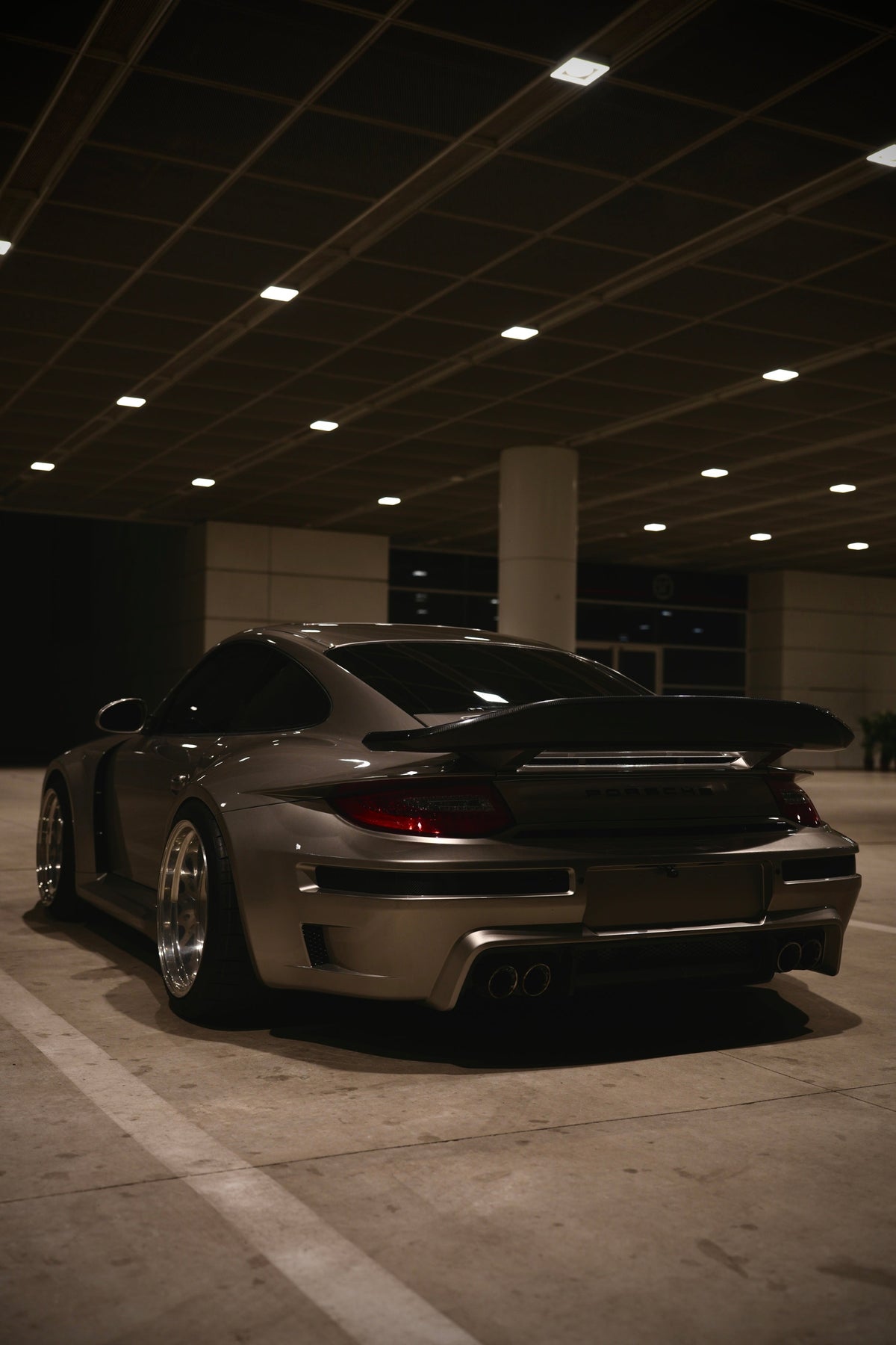 Porsche 911 997.1 997.2 Carrera Base S 2009–2012 (997.1 requires 997.2 taillights) with Robot Craftsman's Aftermarket Parts - Package A "TIGANISM GUSTAV" Carbon Fiber / FRP