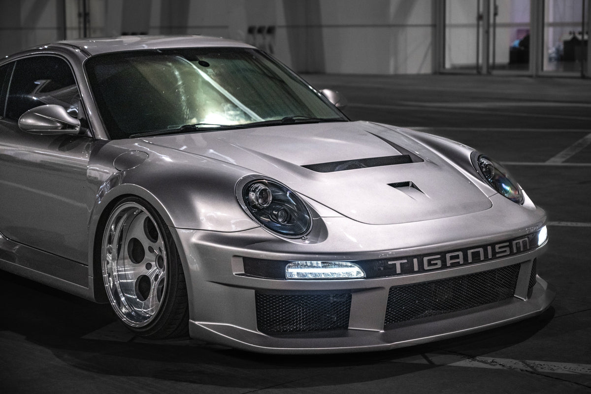 Porsche 911 997.1 997.2 Carrera Base S 2009–2012 (997.1 requires 997.2 taillights) with Robot Craftsman's Aftermarket Parts - Package A "TIGANISM GUSTAV" Carbon Fiber / FRP