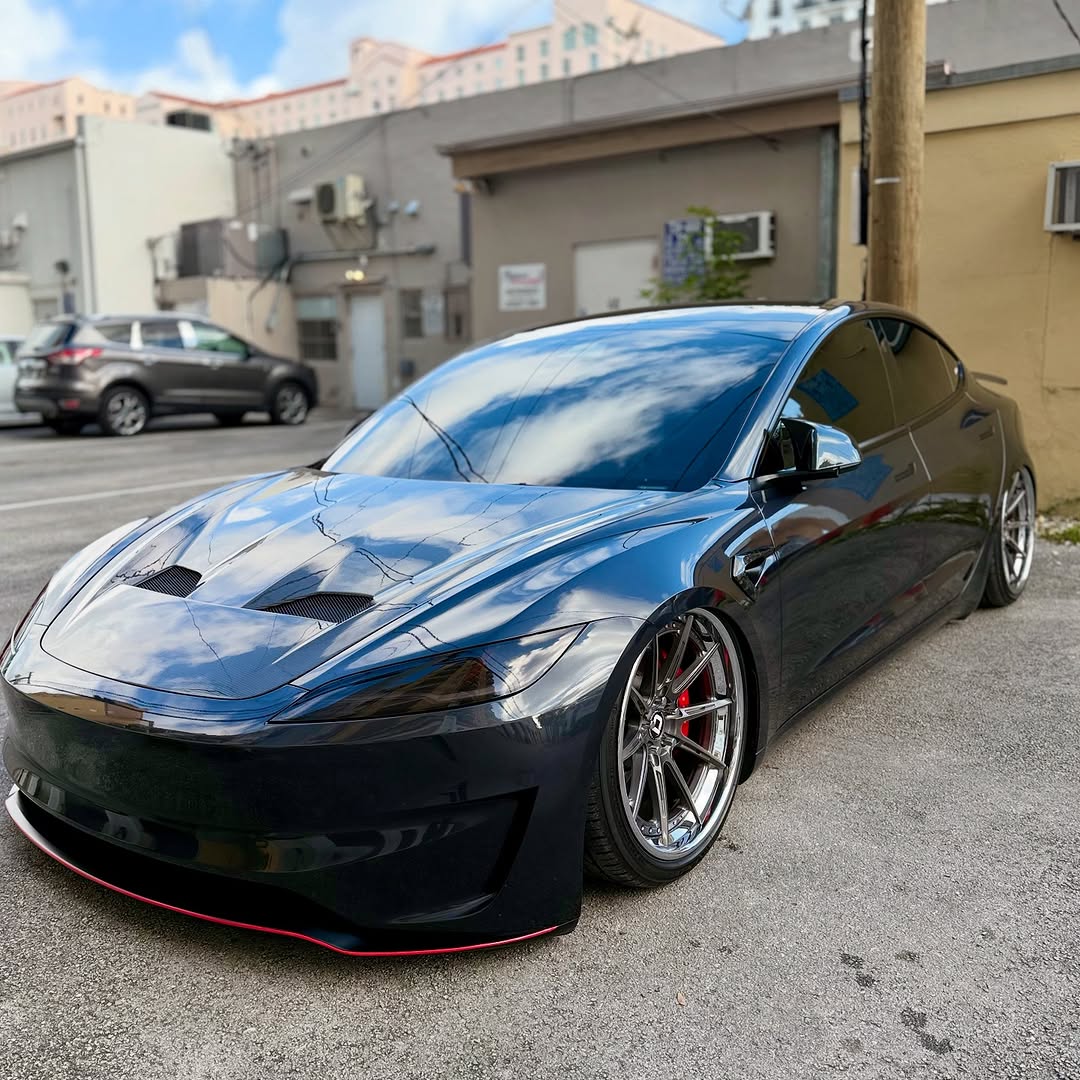 Tesla Model 3 Highland / Performance 2024-ON with Aftermarket Parts - Hacker Hood & Hood Garnish Carbon Fiber / FRP from Robot Craftsman
