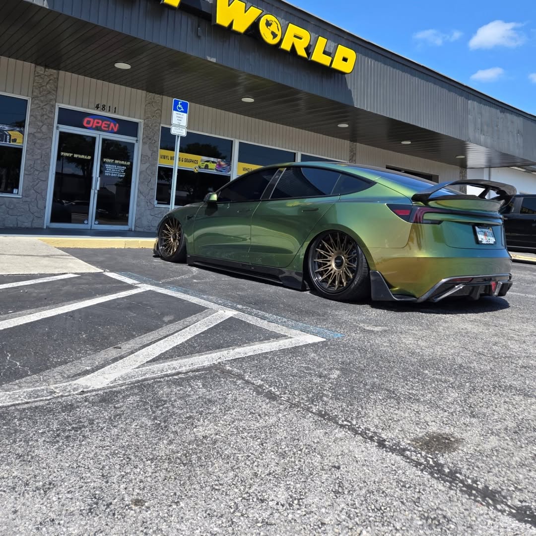 Tesla Model 3 Highland / Performance 2024-ON with Aftermarket Parts - Hacker Rear Wing Carbon Fiber / FRP from Robot Craftsman