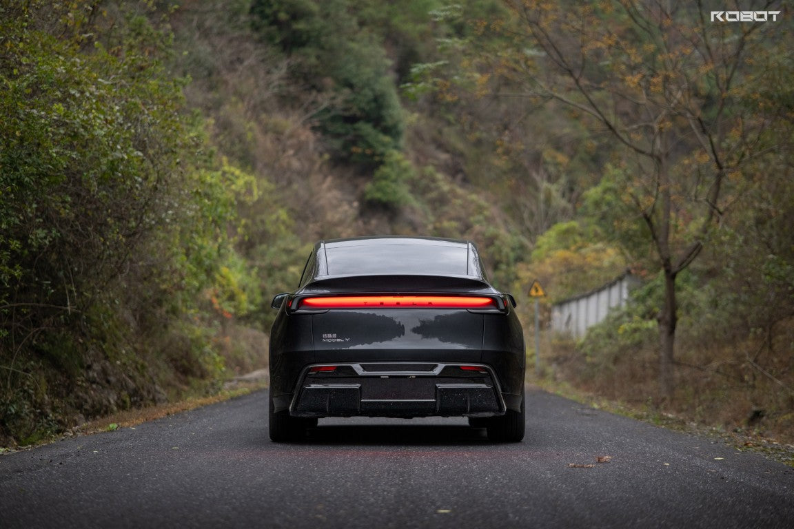 Tesla Model Y Juniper 2026-ON with Aftermarket Parts - HIDROGAI Rear Diffuser Carbon Fiber / FRP