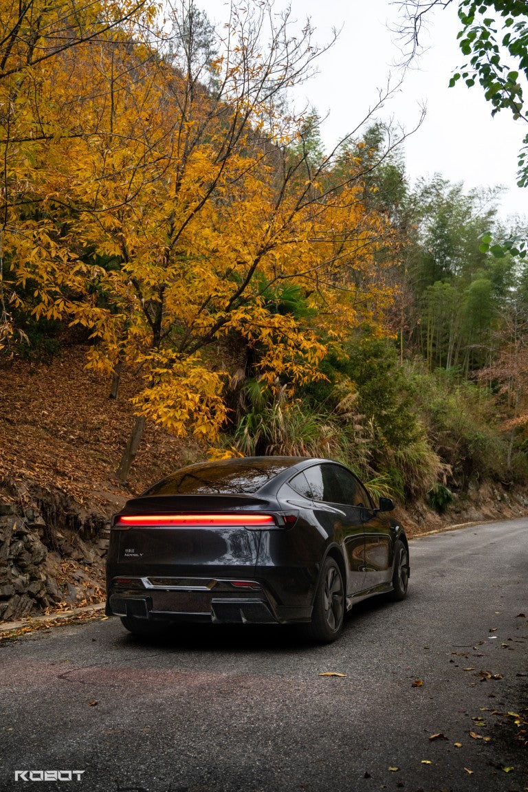 Tesla Model Y Juniper 2026-ON with Aftermarket Parts - HIDROGAI Rear Diffuser Carbon Fiber / FRP