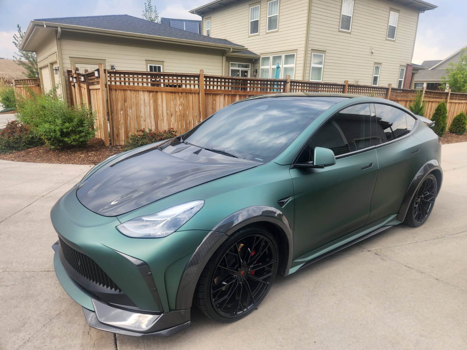 Tesla Model Y Performance AWD Long Range RWD Standard 2020 2021 2022 2023 2024 with Aftermarket Parts - "STARSHIP" Widebody Wheel Arches Carbon Fiber / FRP from Robot Craftsman