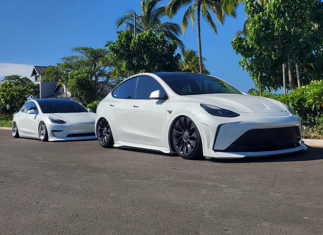 Tesla Model Y Performance AWD Long Range RWD Standard 2020 2021 2022 2023 2024 with Aftermarket Parts - "STARSHIP" Side Skirts PP from Robot Craftsman