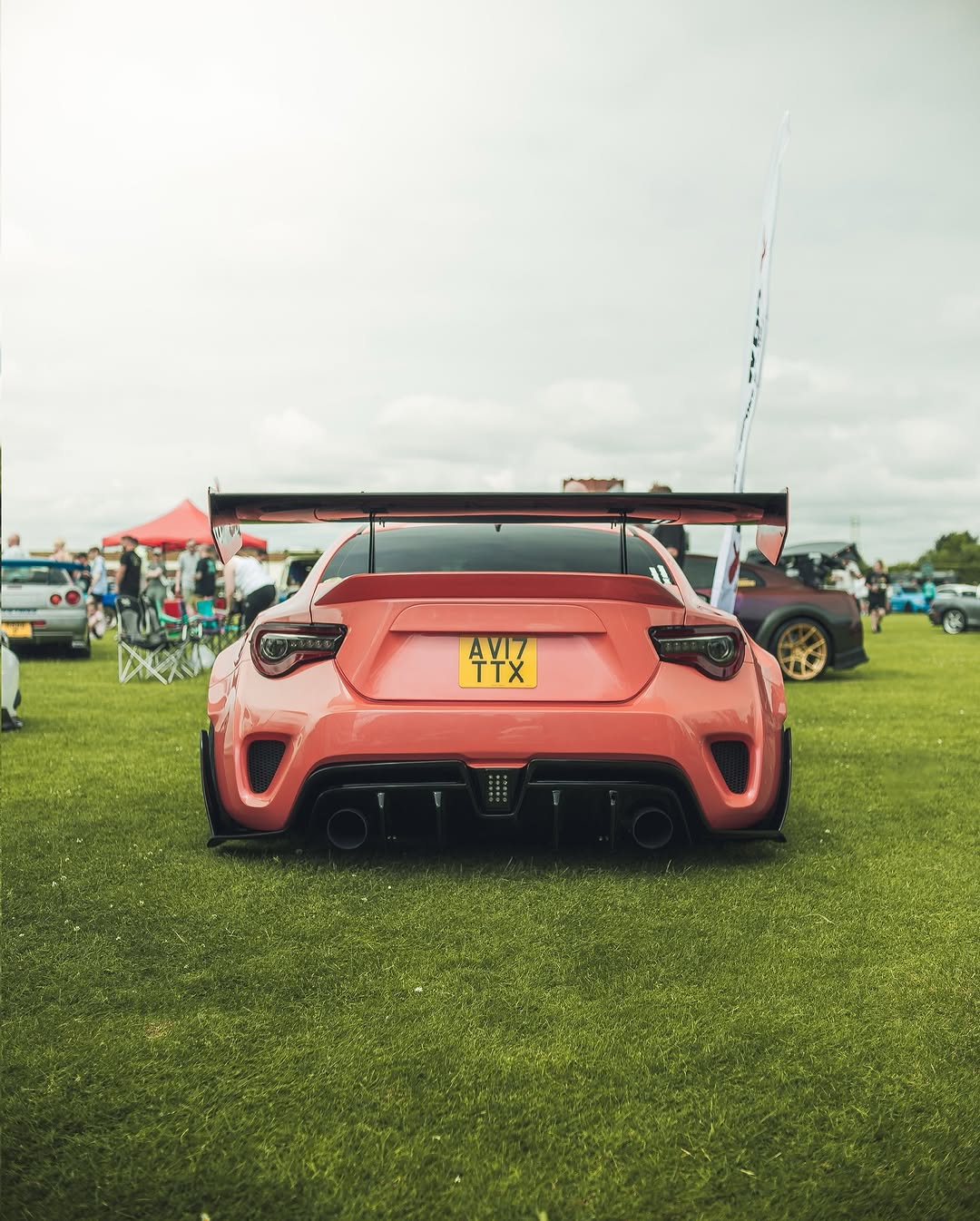 Toyota GT86 86 TRD GT SE Base ZN6 2017 2018 2019 2020 & Scion FR-S FRS ZN6 2013 2014 2015 2016 & BRZ TS Limited Premium ZN6 2013 2014 2015 2016 2017 2018 2019 2020 with Aftermarket Parts - Swan Neck Hammer GT Wing Carbon Fiber / FRP from Robot Craftsman