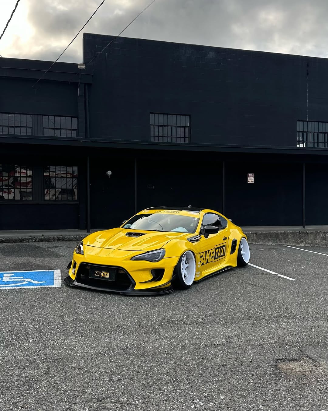 Toyota GT86 86 TRD GT SE Base ZN6 2017 2018 2019 2020 & Scion FR-S FRS ZN6 2013 2014 2015 2016 & BRZ TS Limited Premium ZN6 2013 2014 2015 2016 2017 2018 2019 2020 (compatible with ROBOT widebody kit) with Aftermarket Parts - Front Bumper & Lip Carbon Fiber / FRP from Robot Craftsman