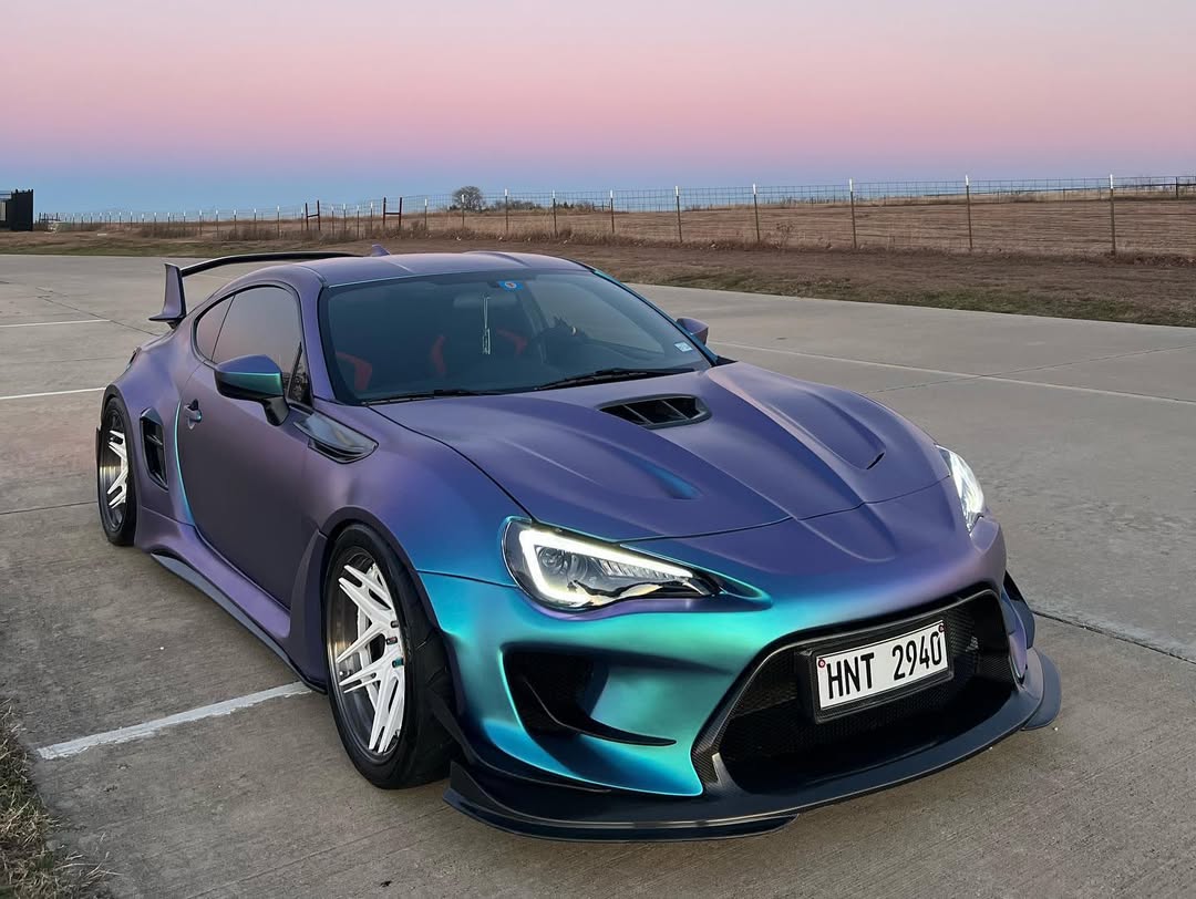 Toyota GT86 86 TRD GT SE Base ZN6 2017 2018 2019 2020 & Scion FR-S FRS ZN6 2013 2014 2015 2016 & BRZ TS Limited Premium ZN6 2013 2014 2015 2016 2017 2018 2019 2020 (compatible with ROBOT widebody kit) with Aftermarket Parts - Front Bumper & Lip Carbon Fiber / FRP from Robot Craftsman