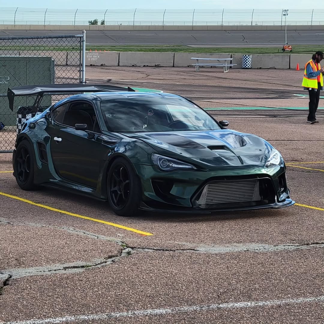 Toyota GT86 86 TRD GT SE Base ZN6 2017 2018 2019 2020 & Scion FR-S FRS ZN6 2013 2014 2015 2016 & BRZ TS Limited Premium ZN6 2013 2014 2015 2016 2017 2018 2019 2020 (compatible with ROBOT widebody kit) with Aftermarket Parts - Front Bumper & Lip Carbon Fiber / FRP from Robot Craftsman