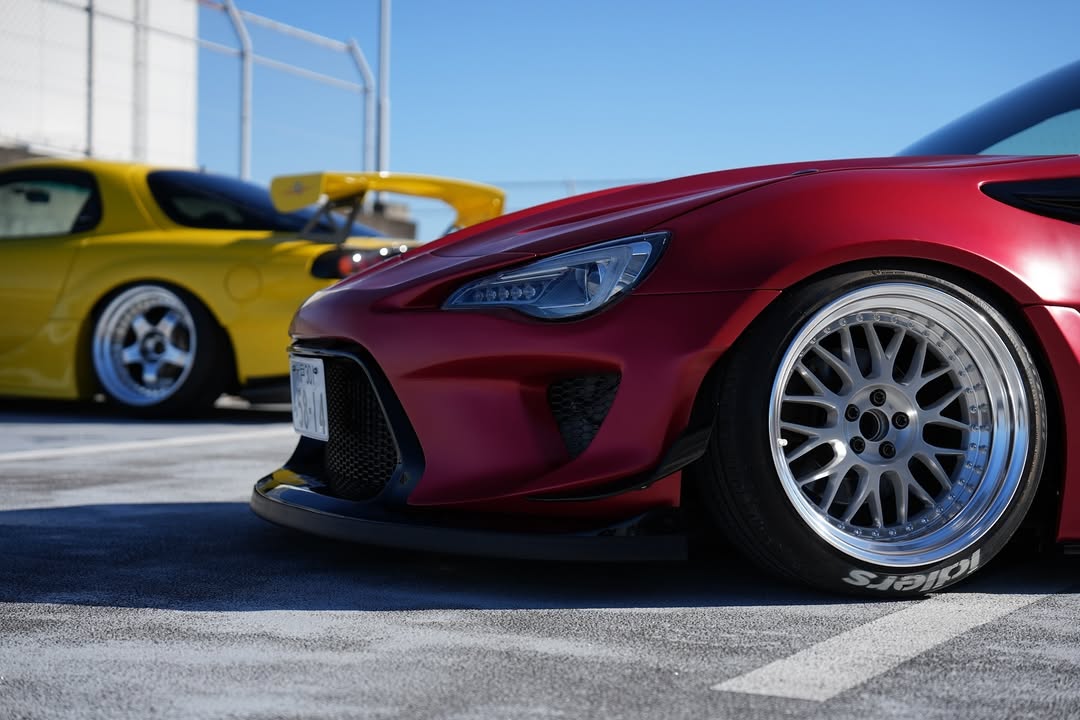 Toyota GT86 86 TRD GT SE Base ZN6 2017 2018 2019 2020 & Scion FR-S FRS ZN6 2013 2014 2015 2016 & BRZ TS Limited Premium ZN6 2013 2014 2015 2016 2017 2018 2019 2020 (compatible with ROBOT widebody kit) with Aftermarket Parts - Front Bumper & Lip Carbon Fiber / FRP from Robot Craftsman