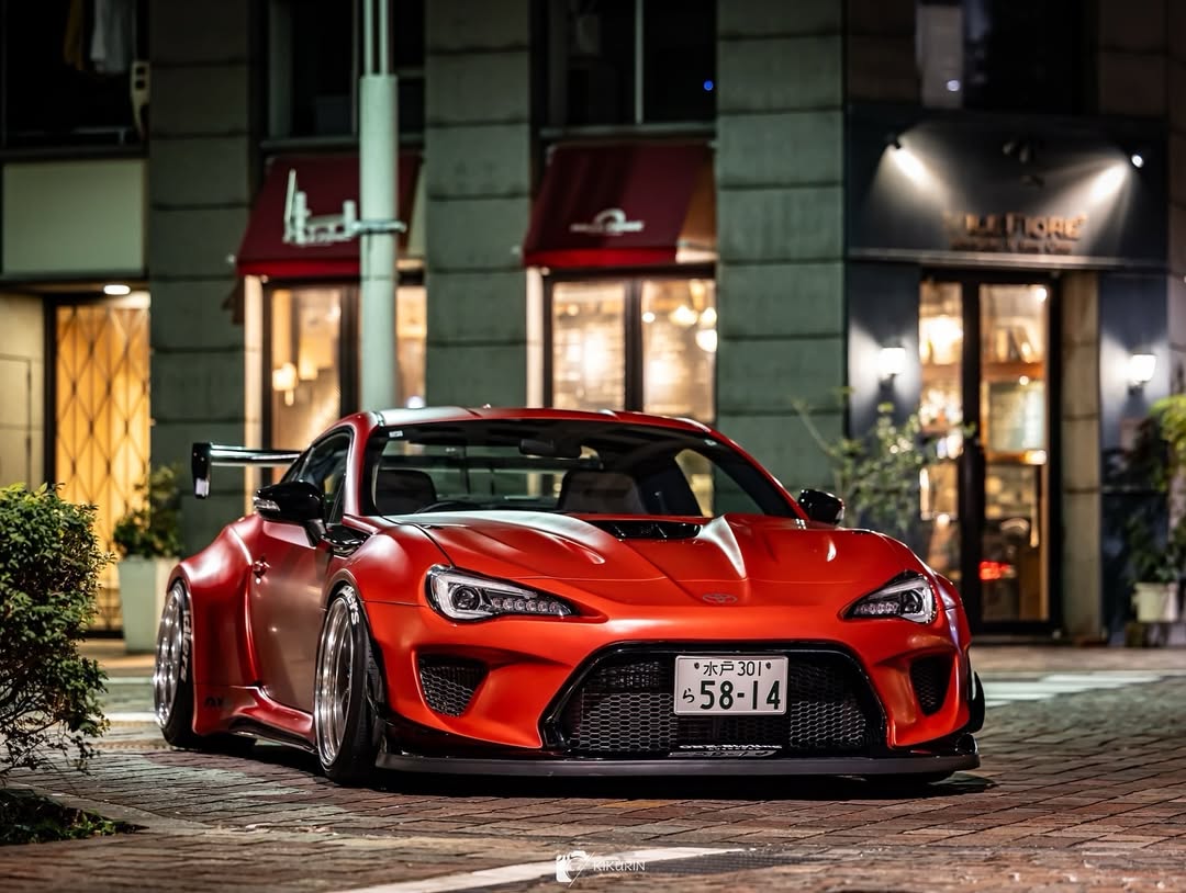 Toyota GT86 86 TRD GT SE Base ZN6 2017 2018 2019 2020 & Scion FR-S FRS ZN6 2013 2014 2015 2016 & BRZ TS Limited Premium ZN6 2013 2014 2015 2016 2017 2018 2019 2020 (compatible with ROBOT widebody kit) with Aftermarket Parts - Front Bumper & Lip Carbon Fiber / FRP from Robot Craftsman