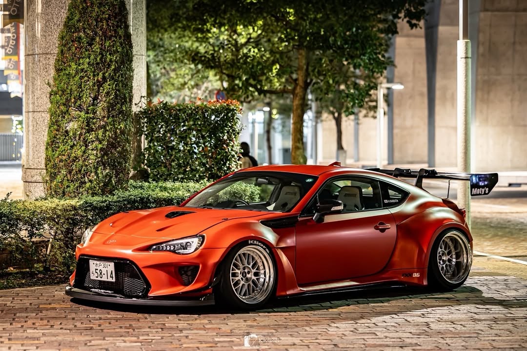Toyota GT86 86 TRD GT SE Base ZN6 2017 2018 2019 2020 & Scion FR-S FRS ZN6 2013 2014 2015 2016 & BRZ TS Limited Premium ZN6 2013 2014 2015 2016 2017 2018 2019 2020 (compatible with ROBOT widebody kit) with Aftermarket Parts - Front Bumper & Lip Carbon Fiber / FRP from Robot Craftsman