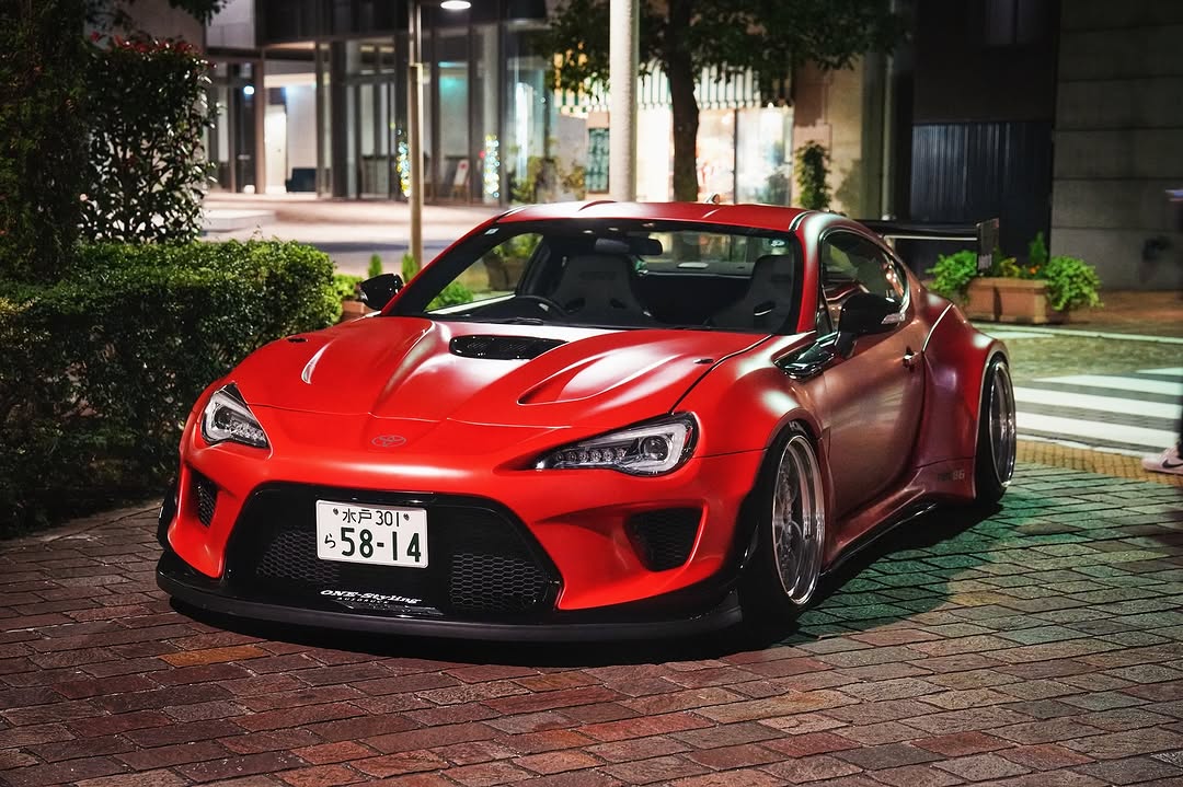 Toyota GT86 86 TRD GT SE Base ZN6 2017 2018 2019 2020 & Scion FR-S FRS ZN6 2013 2014 2015 2016 & BRZ TS Limited Premium ZN6 2013 2014 2015 2016 2017 2018 2019 2020 (compatible with ROBOT widebody kit) with Aftermarket Parts - Front Bumper & Lip Carbon Fiber / FRP from Robot Craftsman