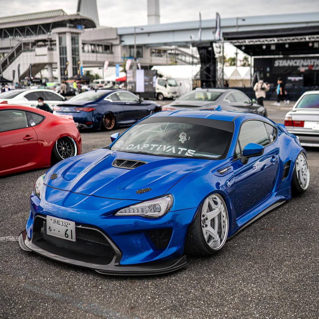 Toyota GT86 86 TRD GT SE Base ZN6 2017 2018 2019 2020 & Scion FR-S FRS ZN6 2013 2014 2015 2016 & BRZ TS Limited Premium ZN6 2013 2014 2015 2016 2017 2018 2019 2020 (compatible with ROBOT widebody kit) with Aftermarket Parts - Front Bumper & Lip Carbon Fiber / FRP from Robot Craftsman