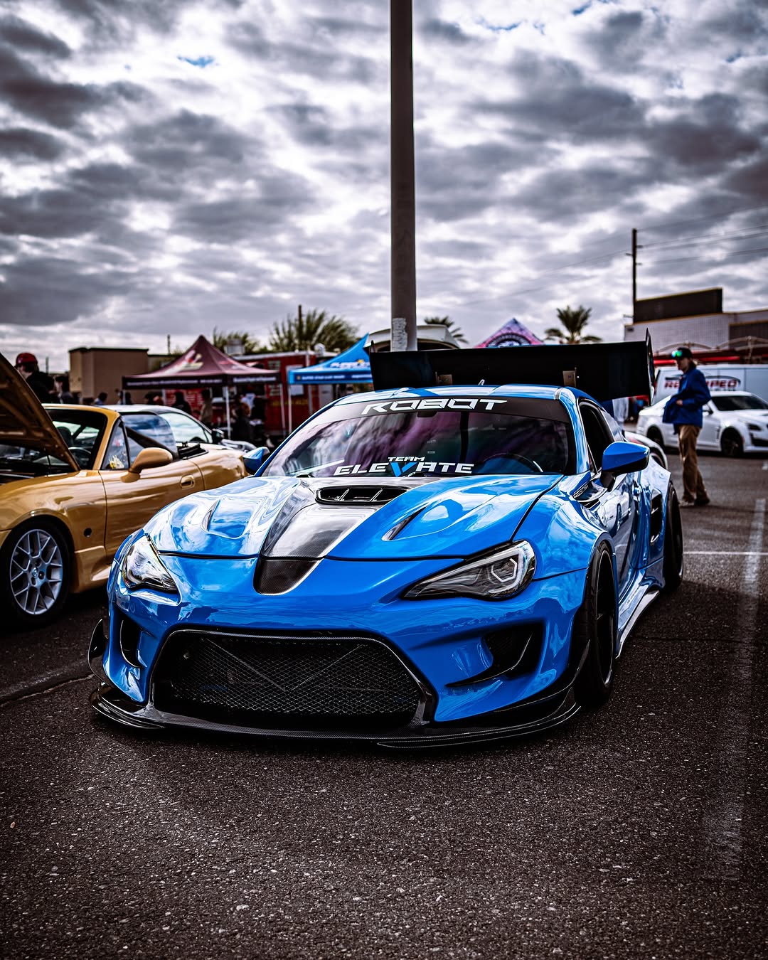 Toyota GT86 86 TRD GT SE Base ZN6 2017 2018 2019 2020 & Scion FR-S FRS ZN6 2013 2014 2015 2016 & BRZ TS Limited Premium ZN6 2013 2014 2015 2016 2017 2018 2019 2020 (compatible with ROBOT widebody kit) with Aftermarket Parts - Replacement Hood Scoop& Hood Bonnet Carbon Fiber / FRP from Robot Craftsman