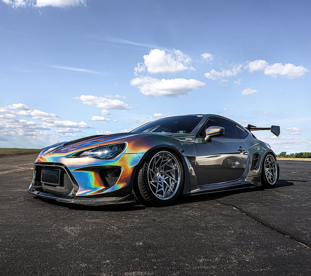 Toyota GT86 86 TRD GT SE Base ZN6 2017 2018 2019 2020 & Scion FR-S FRS ZN6 2013 2014 2015 2016 & BRZ TS Limited Premium ZN6 2013 2014 2015 2016 2017 2018 2019 2020 (compatible with ROBOT widebody kit) with Aftermarket Parts - Front Fenders Replacement & Rear Quarter Fender Flares & Side Skirts Carbon Fiber / FRP from Robot Craftsman
