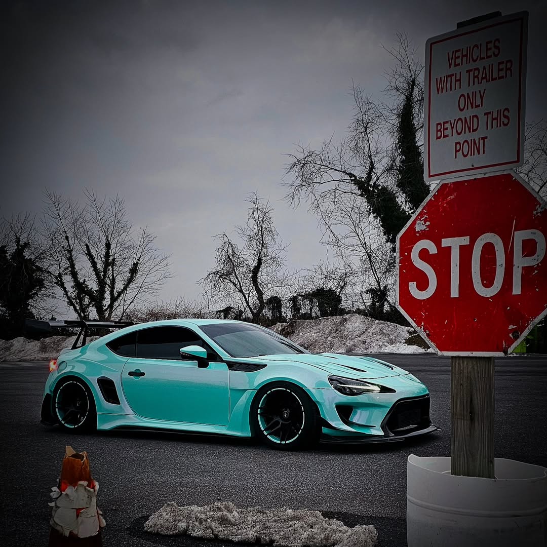 Toyota GT86 86 TRD GT SE Base ZN6 2017 2018 2019 2020 & Scion FR-S FRS ZN6 2013 2014 2015 2016 & BRZ TS Limited Premium ZN6 2013 2014 2015 2016 2017 2018 2019 2020 (compatible with ROBOT widebody kit) with Aftermarket Parts - Front Fenders Replacement & Rear Quarter Fender Flares & Side Skirts Carbon Fiber / FRP from Robot Craftsman