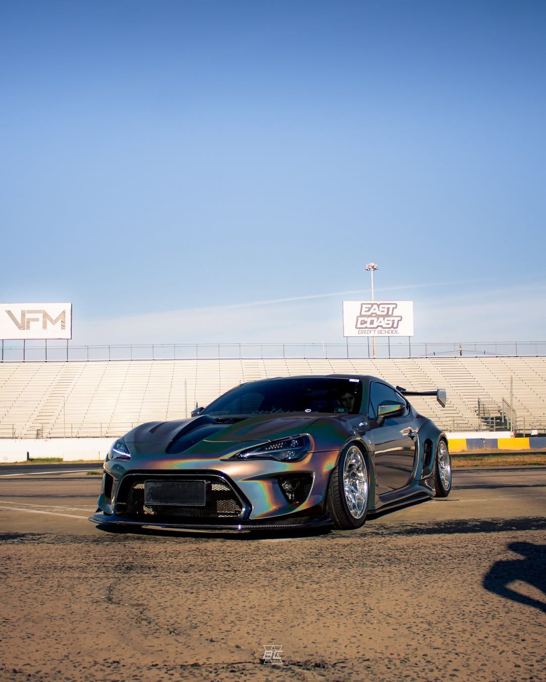 Toyota GT86 86 TRD GT SE Base ZN6 2017 2018 2019 2020 & Scion FR-S FRS ZN6 2013 2014 2015 2016 & BRZ TS Limited Premium ZN6 2013 2014 2015 2016 2017 2018 2019 2020 (compatible with ROBOT widebody kit) with Aftermarket Parts - Replacement Hood Scoop& Hood Bonnet Carbon Fiber / FRP from Robot Craftsman