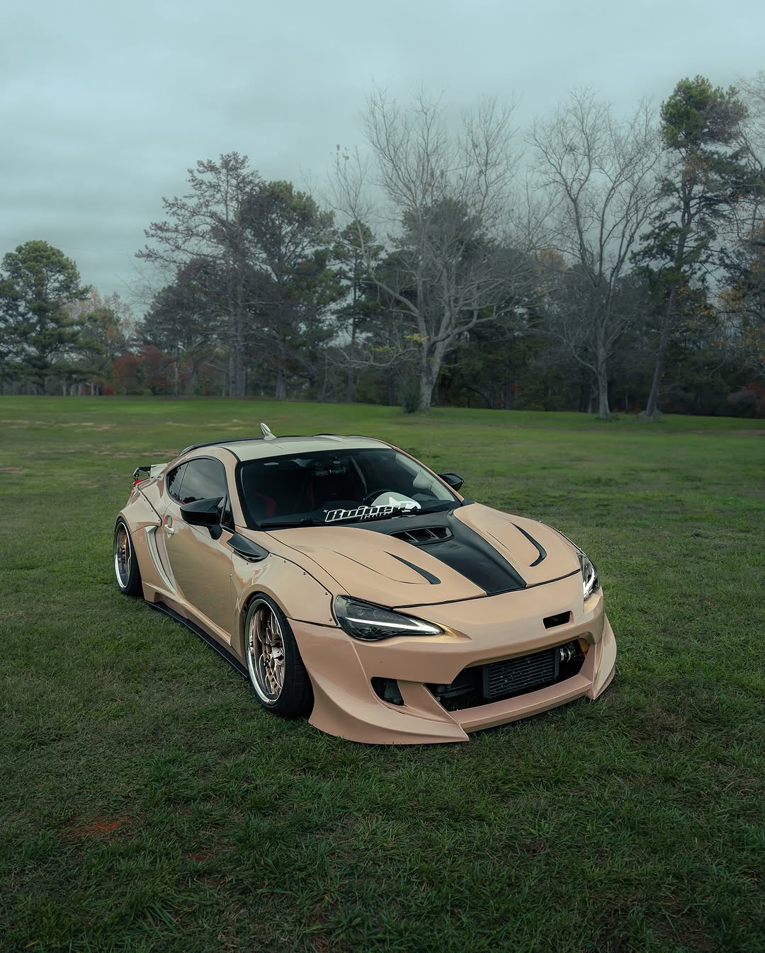 Toyota GT86 86 TRD GT SE Base ZN6 2017 2018 2019 2020 & Scion FR-S FRS ZN6 2013 2014 2015 2016 & BRZ TS Limited Premium ZN6 2013 2014 2015 2016 2017 2018 2019 2020 (compatible with ROBOT widebody kit) with Aftermarket Parts - Hood Bonnet Carbon Fiber / FRP from Robot Craftsman