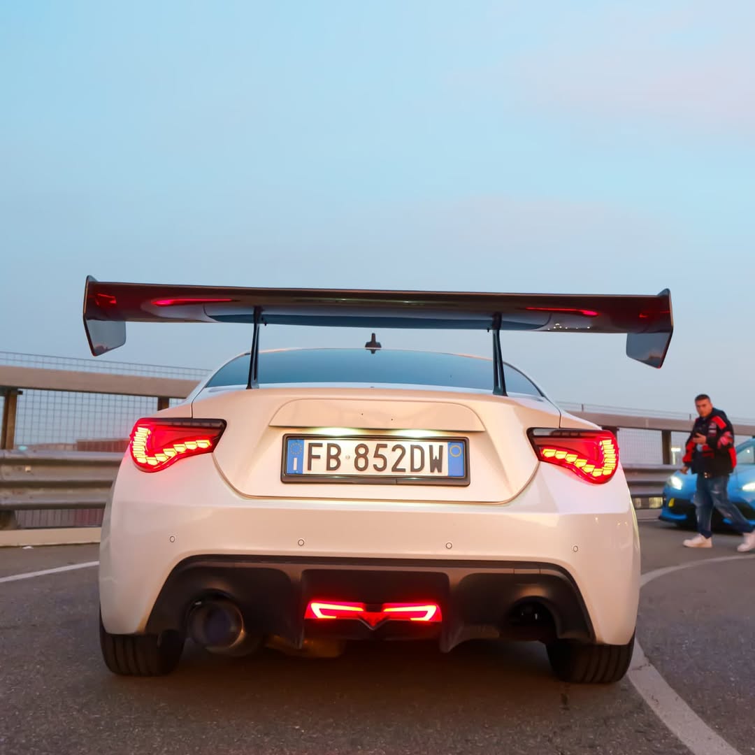 Toyota GT86 86 TRD GT SE Base ZN6 2017 2018 2019 2020 & Scion FR-S FRS ZN6 2013 2014 2015 2016 & BRZ TS Limited Premium ZN6 2013 2014 2015 2016 2017 2018 2019 2020 with Aftermarket Parts - Swan Neck Hammer GT Wing Carbon Fiber / FRP from Robot Craftsman