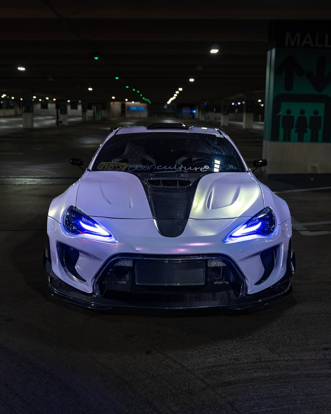 Toyota GT86 86 TRD GT SE Base ZN6 2017 2018 2019 2020 & Scion FR-S FRS ZN6 2013 2014 2015 2016 & Subaru BRZ TS Limited Premium ZN6 2013 2014 2015 2016 2017 2018 2019 2020 with Aftermarket Parts - SHINNING Roof Scoop Carbon Fiber / FRP from Robot Craftsman