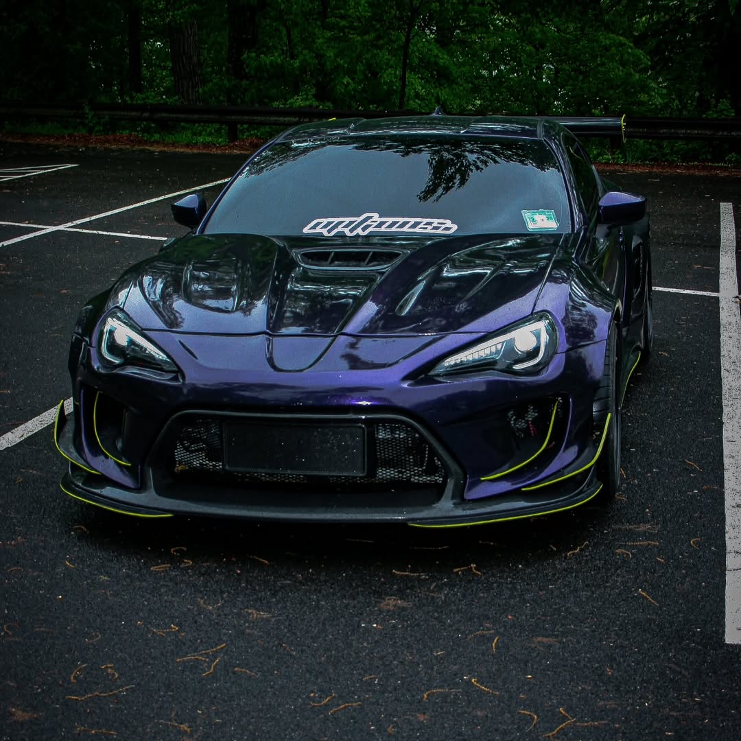 Toyota GT86 86 TRD GT SE Base ZN6 2017 2018 2019 2020 & Scion FR-S FRS ZN6 2013 2014 2015 2016 & BRZ TS Limited Premium ZN6 2013 2014 2015 2016 2017 2018 2019 2020 (compatible with ROBOT widebody kit) with Aftermarket Parts - Front Bumper & Lip Carbon Fiber / FRP from Robot Craftsman