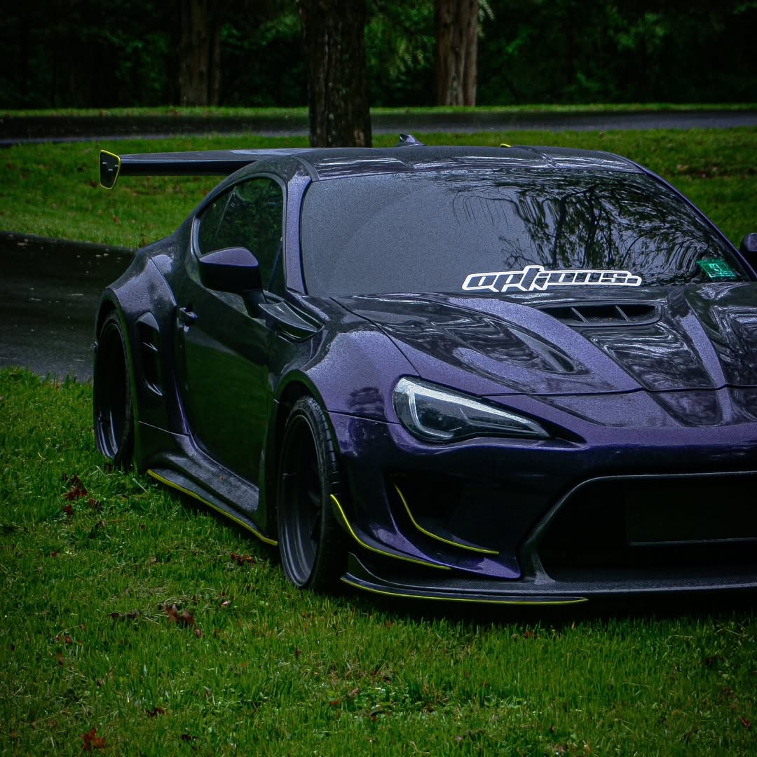 Toyota GT86 86 TRD GT SE Base ZN6 2017 2018 2019 2020 & Scion FR-S FRS ZN6 2013 2014 2015 2016 & BRZ TS Limited Premium ZN6 2013 2014 2015 2016 2017 2018 2019 2020 (compatible with ROBOT widebody kit) with Aftermarket Parts - Front Bumper & Lip Carbon Fiber / FRP from Robot Craftsman