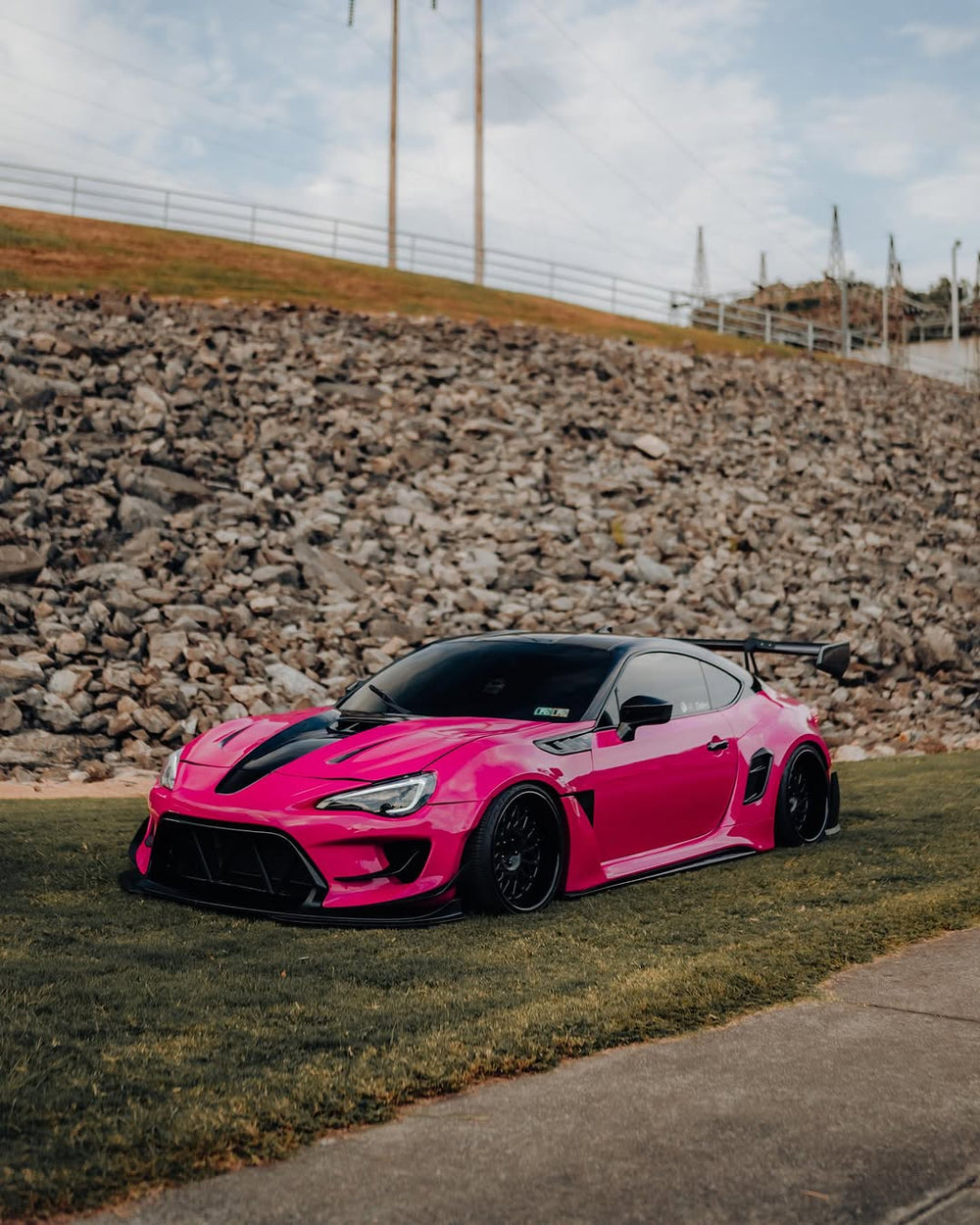 Toyota GT86 86 TRD GT SE Base ZN6 2017 2018 2019 2020 & Scion FR-S FRS ZN6 2013 2014 2015 2016 & BRZ TS Limited Premium ZN6 2013 2014 2015 2016 2017 2018 2019 2020 (compatible with ROBOT widebody kit) with Aftermarket Parts - Front Fenders Replacement & Rear Quarter Fender Flares & Side Skirts Carbon Fiber / FRP from Robot Craftsman