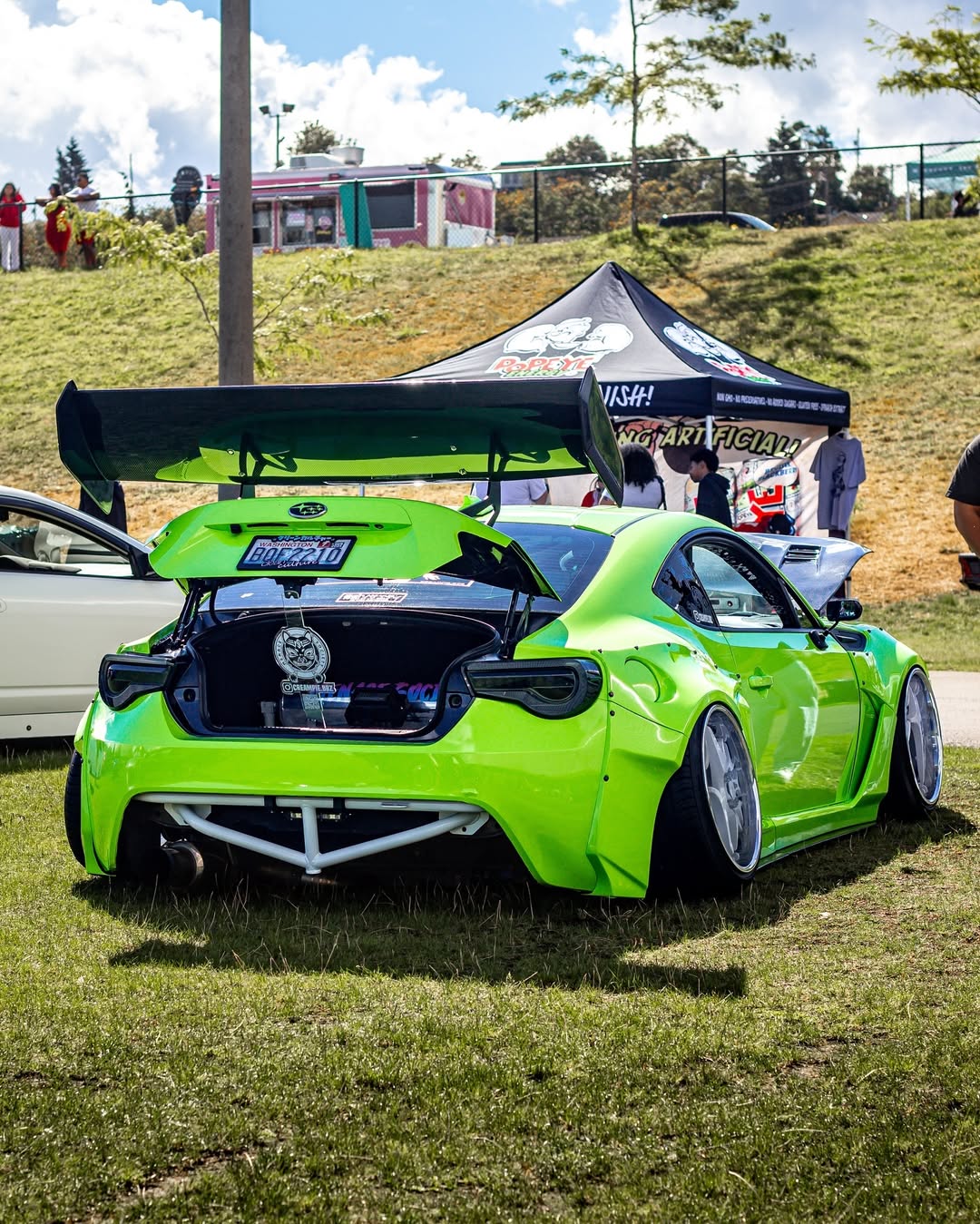 Toyota GT86 86 TRD GT SE Base ZN6 2017 2018 2019 2020 & Scion FR-S FRS ZN6 2013 2014 2015 2016 & BRZ TS Limited Premium ZN6 2013 2014 2015 2016 2017 2018 2019 2020 with Aftermarket Parts - Swan Neck Hammer GT Wing Carbon Fiber / FRP from Robot Craftsman